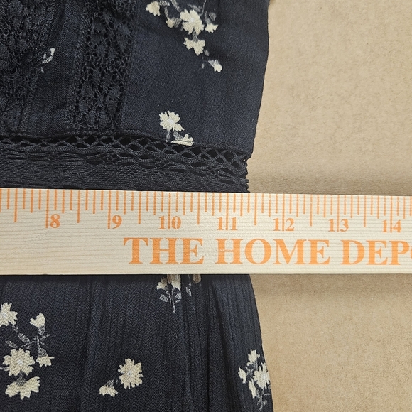Abercrombie & Fitch Floral Hi Low Dress Black Ruffle Sundress Flower Size XSP - Picture 14 of 16